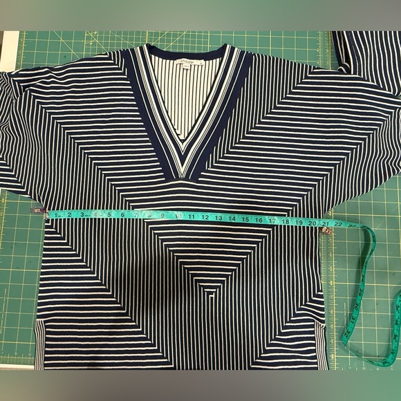 CHICOS Two-Piece Knit Set - Picture 5 of 15